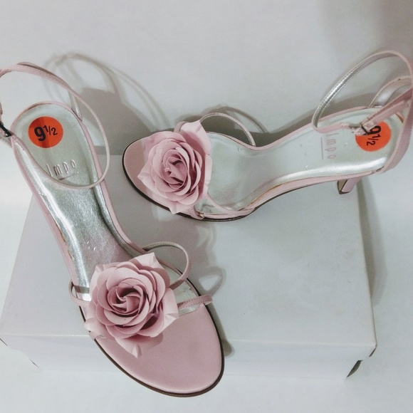 🔥🆕 Impo | Satin Pink Rose Heels - Picture 2 of 6